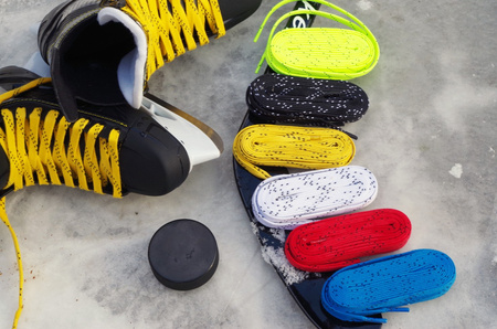 Wytrzymałe sznurowadła do łyżew hokejowych 274 cm Hockey Laces